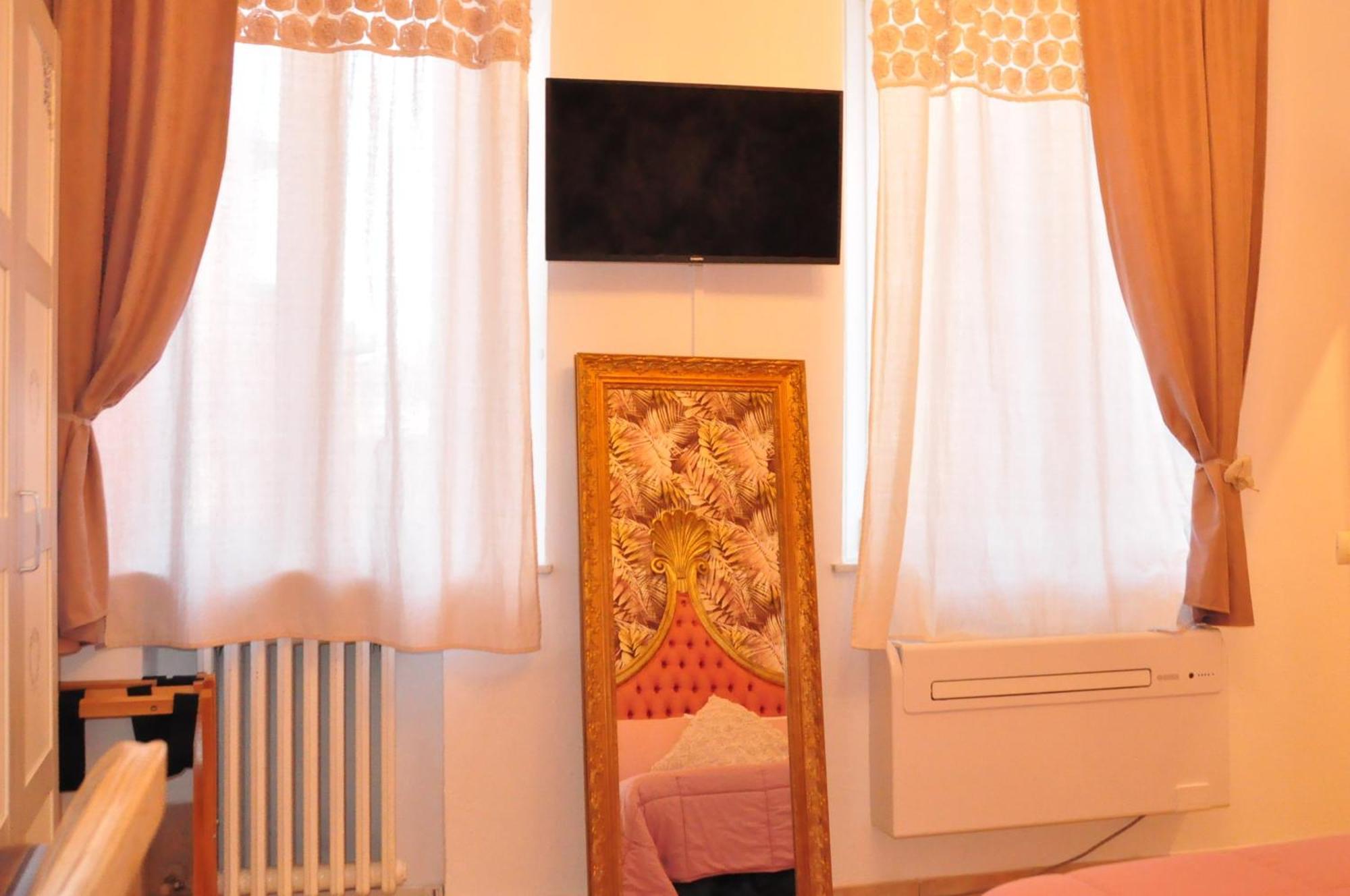 سيينا B&B Le Camere Di Livia المظهر الخارجي الصورة